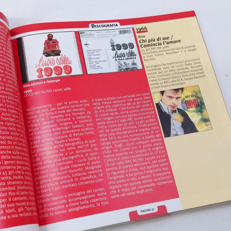 2 libri: "Discografia illustrata Lucio Dalla", "Canzoni" di Lucio Dalla. Buono
