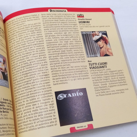 2 libri: "Discografia illustrata Lucio Dalla", "Canzoni" di Lucio Dalla. Buono