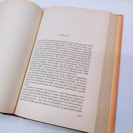 Libro De (prima) Re Publica, autografo Giulio Andreotti, Rizzoli. Ingiallimenti