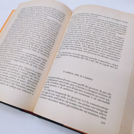 Libro De (prima) Re Publica, autografo Giulio Andreotti, Rizzoli. Ingiallimenti