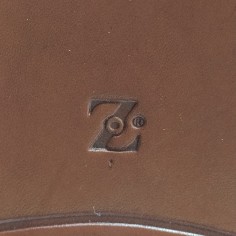 Portasigari in cuoio marrone Z, dimensioni 10,5x8,5 cm. Graffi lievi, inusato 2