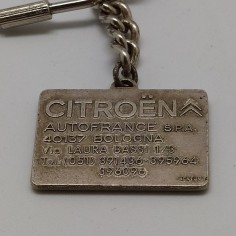 Portachiavi Dyane Citroen 2,5x3,5 cm, concessionario Bologna. Ossidazione 2