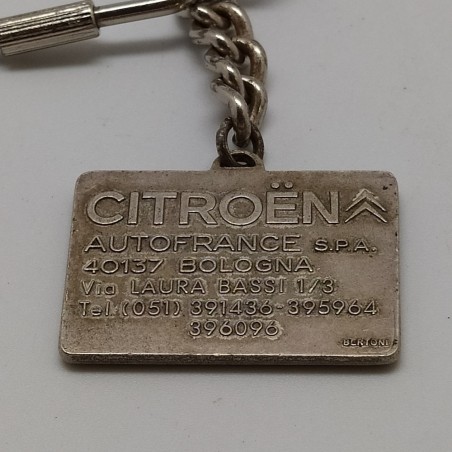 Portachiavi Dyane Citroen 2,5x3,5 cm, concessionario Bologna. Ossidazione