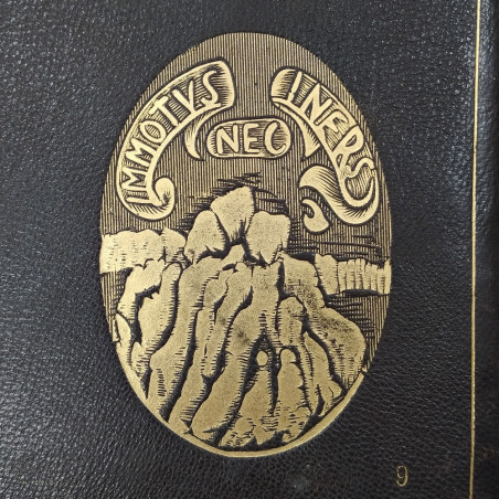 Libro porta corrispondenza D’Annunzio 33x39 cm. Chiusura rovinata