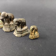 Set di 6 elefantini birmani metà 800 in bronzo uso peso per oppio 2