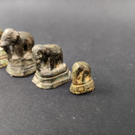 Set di 6 elefantini birmani metà 800 in bronzo uso peso per oppio