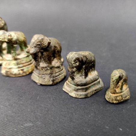 Set di 6 elefantini birmani metà 800 in bronzo uso peso per oppio