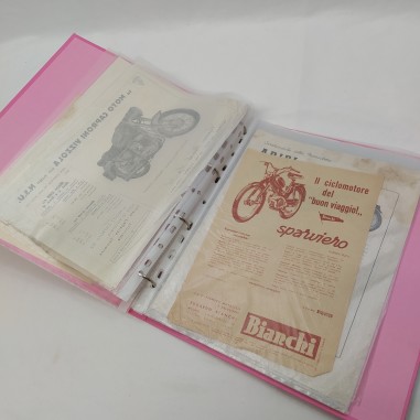 Lotto di 18 volantini motocicli anni '50/'60/'70 - Ingiallimenti dell'epoca