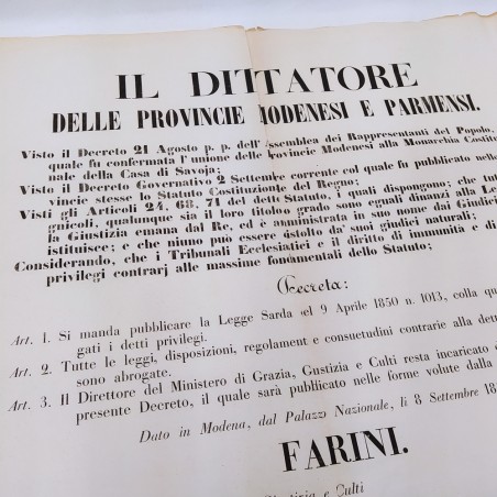 Lotto di 3 decreti di Vittorio Emanuele 1859/50. Pieghe e ingiallimento leggero