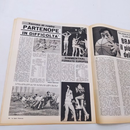Rivista Lo sport illustrato 1965. Ingiallimenti
