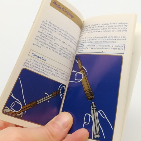 Garanzia stilo Christian Dior con libretto. Piega in un angolo