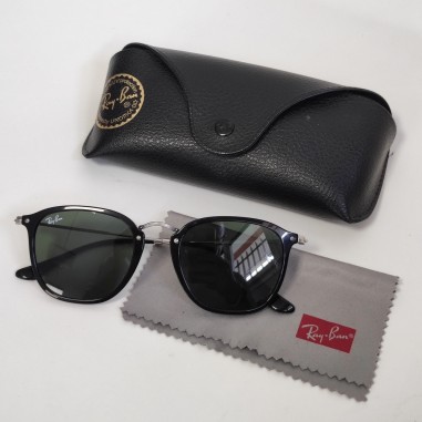 Occhiale da sole Ray-Ban RB 2448N nero usato ottime condizioni