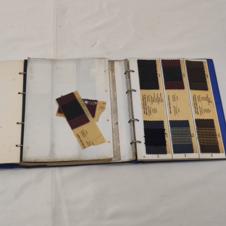 Catalogo colori e tappezzerie interne BMW anni 70 - mediocre
