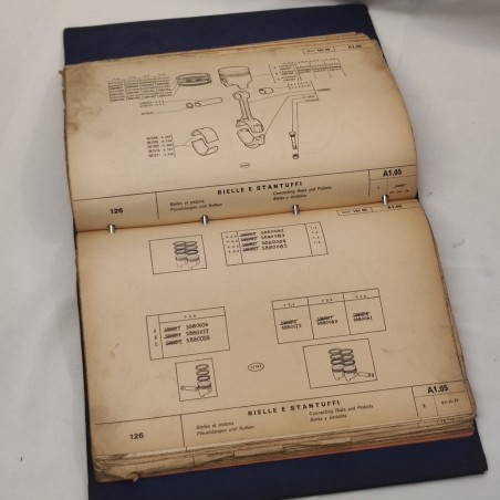 Fiat 126 catalogo parti di ricambio 1° ed. macchie diffuse