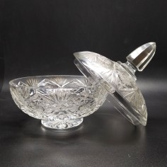 Cofanetto in cristallo di Boemia rotondo, altezza 20 cm, diametro 18 cm. Ottimo 2