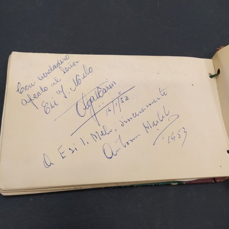 Album con 52 autografi cantanti lirici anni '50/'60. Buono