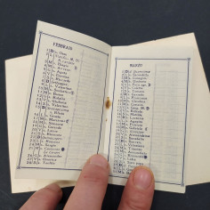Calendario tascabile 1914, stampa violette. Copertina staccata 2