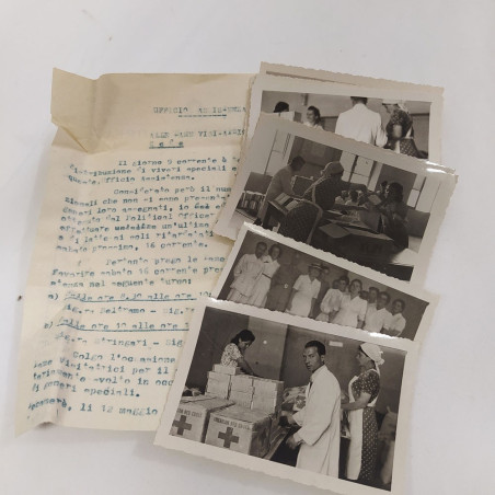 Lotto di 219 foto militari mezzi, cannoni, popolazione del '900. Buono