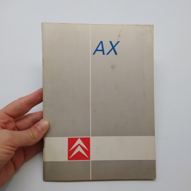 Libretto uso manutenzione Citroen AX 1988. Ingiallimenti e polvere.