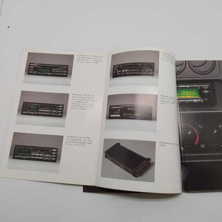 Libretto accessori Alfa Romeo 33. Macchie, sbucciature e aloni