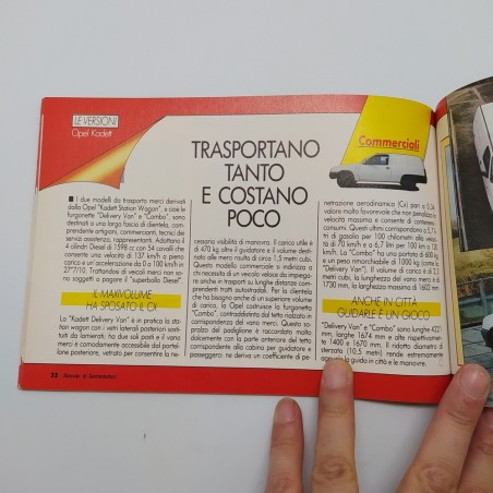 Allegato Dossier di Gente Motori, Rusconi editore su Opel Kadett 1988. Macchie