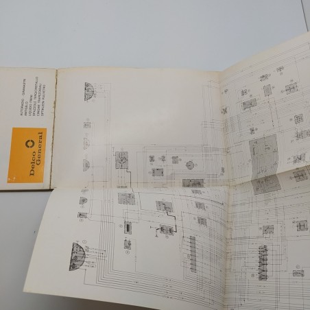 Libretto uso manutenzione Opel Rekord. Sbiaditure 1972. Condizioni mediocri