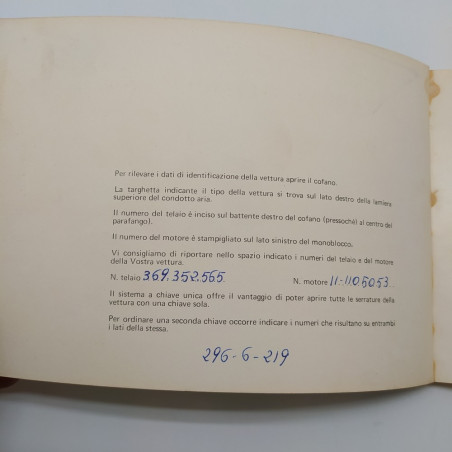 Libretto uso manutenzione Opel vetture Kadett - Olympia 1970. Ingiallimenti