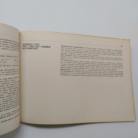 Libretto uso manutenzione Opel vettura Rekord diesel 1973. Ingiallimenti