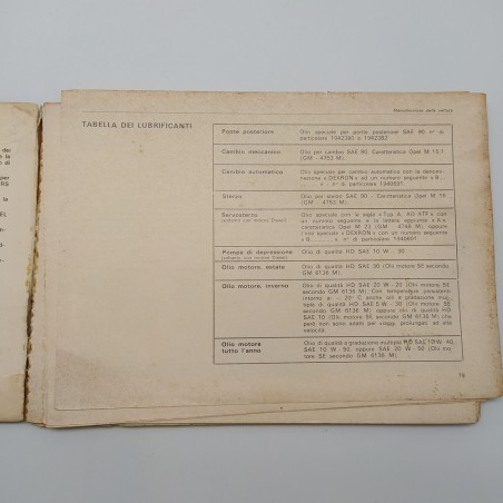 Libretto uso manutenzione Rekord 1976 copertina con sbucciaura. Pagine staccate.