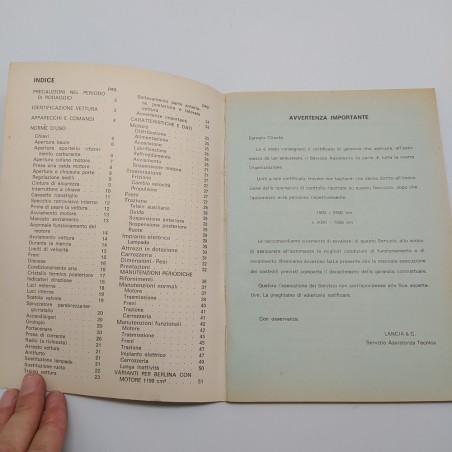 Libretto uso manutenzione Lancia Fulvia 2° serie berlina, 4°ed. 1972. Macchie