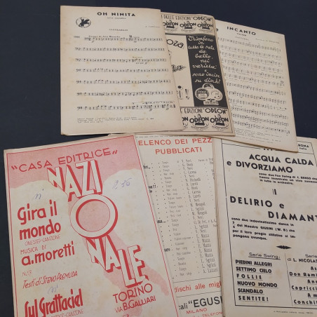 Lotto di 10 libretti con spartiti di musica leggera anni '30/'40. Ingiallimenti