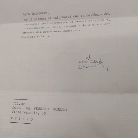 Lotto di 2 lettere di politici datate 1972/73. Buono