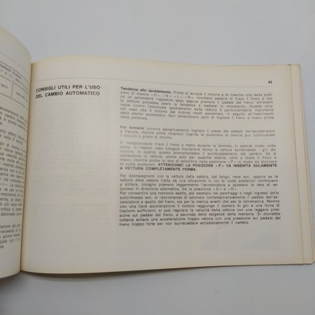 Ope Manuale uso e manutenzione mod. Ascona 1972. Timbro interno. Ingiallimenti