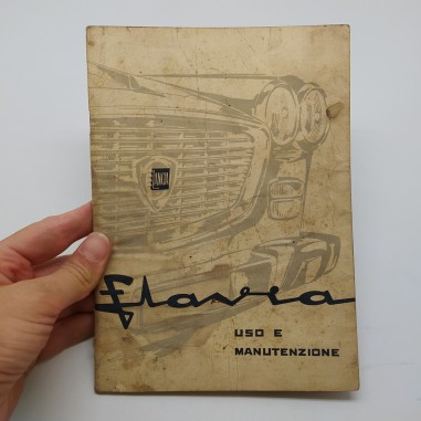 Libretto uso manutenzione Lancia Flavia 1960. Condizioni mediocri