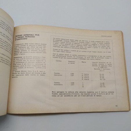 Rekord Libretto uso manutenzione Opel 1976. Timbro interno. Macchie