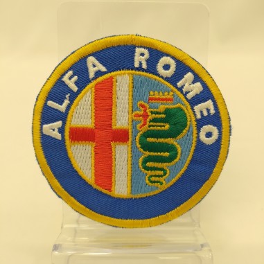 Toppa ricamata Alfa Romeo, diam. 7,5 cm. Ottimo