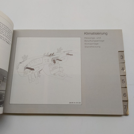 Libretto uso manutenzione BMW 1982 in tedesco. Macchie