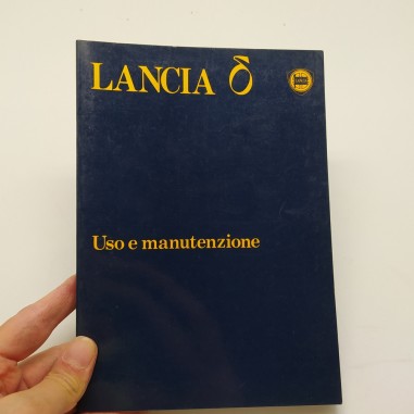 Libretto uso manutenzione Lancia modello Delta 1982. Note a penna all'interno