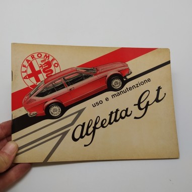 Alfa Romeo Libretto uso manutenzione Alfetta GT 1974. Macchie diffuse