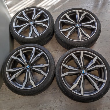 Treno cerchi BMW X2 in alluminio 20" gomme al 50% estive