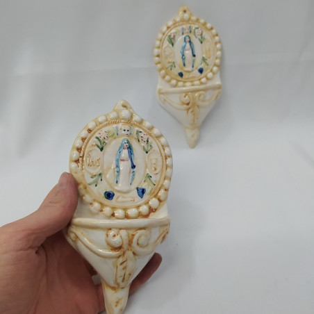 Coppia di acquasantiere in ceramica misura 8x16 cm circa