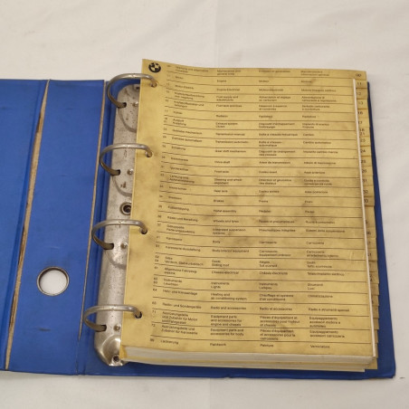 Manuale di Istruzioni per le riparazioni BMW 728/730 733i - macchie
