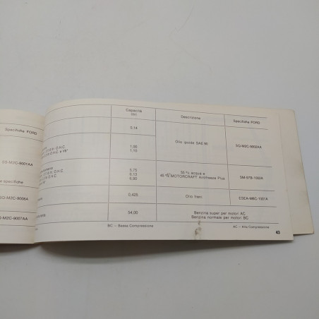 Manuale d'istruzioni Ford modello Taunus 1975. Mediocre