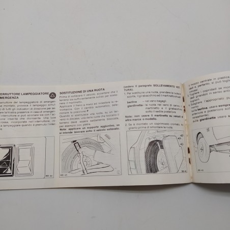 Ford mod. Escort  Manuale d'istruzioni 1976. Condizioni mediocri