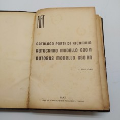 Fiat Catalogo parti di ricambio mod. 680N, 680RN, 1949. Rilegatura riprodotta 2