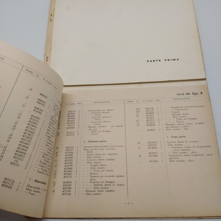 Catalogo parti di ricambio Fiat modello 2300, 1° ed. 1961. Polvere e sbucciature