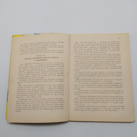 Ed. Aquila "Il nuovo codice della strada 1959". Macchie e pieghe