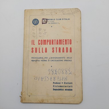 Il comportamento sulla strada, Automobile Club d'Italia, 1962. Sbucciature