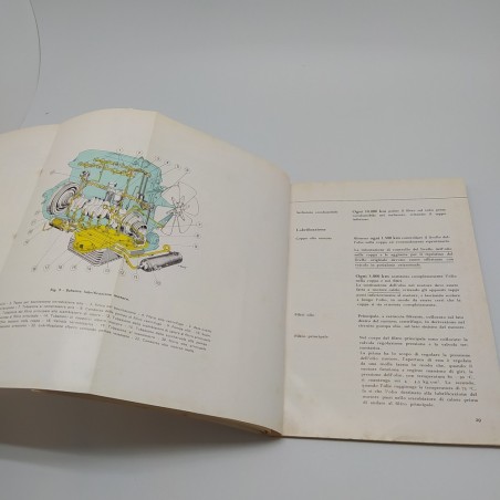 Lancia Manuale uso e manutenzione Esadelta C, 2° ed. 1969. Macchie diffuse
