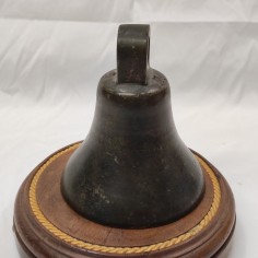 Campana in bronzo senza decorazioni liscia h. 16 cm d. 14 cm 2